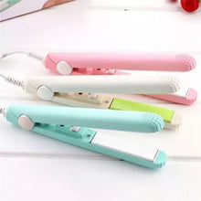 Carregar imagem no visualizador da galeria, Mini Chapinha Cabelo Portátil Bivolt
